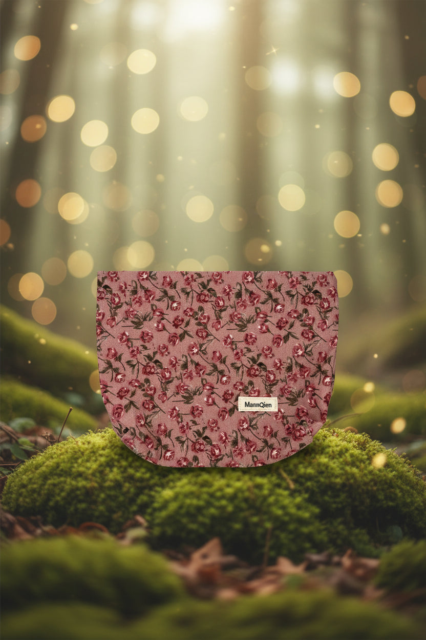 Botanical Makeup Bags & Pouches - Victorian Rose